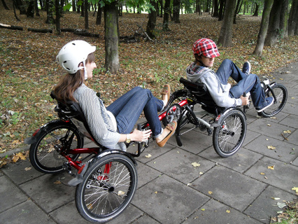 tandem recumbent trike