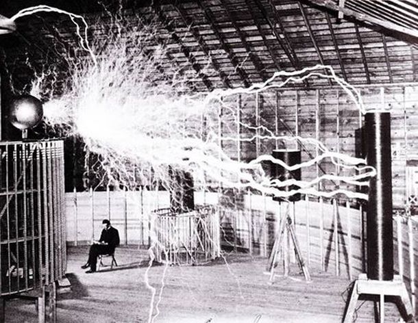 Thematic walk: in the footsteps of Nikola Tesla's scientific discoveries