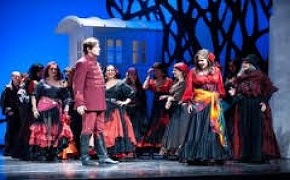 Krakow Opera: On The Up