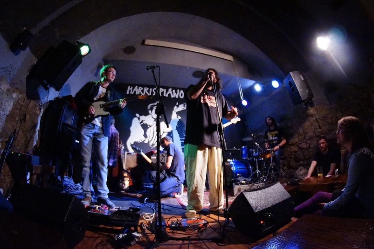 Harris Piano Jazz Bar Krakow Poland Local Life Harris Piano Jazz Bar Krakow Poland Local Life