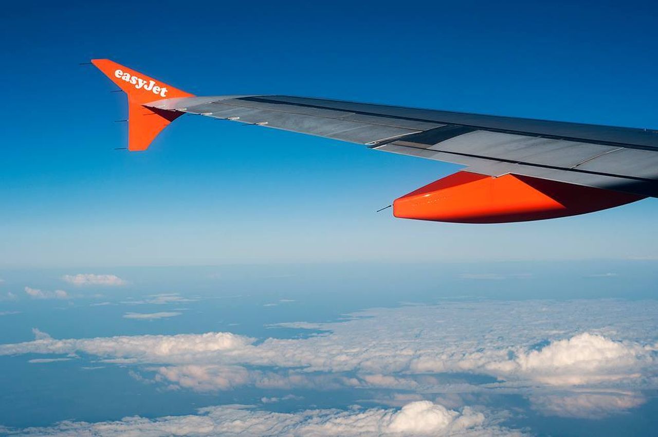 Photo 1 of easyJet