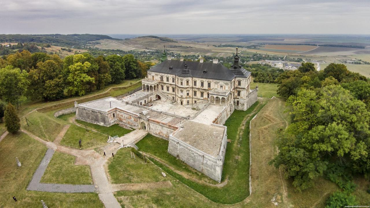 Photo 1 of Pidhirtsy Castle Pidhirtsy Castle